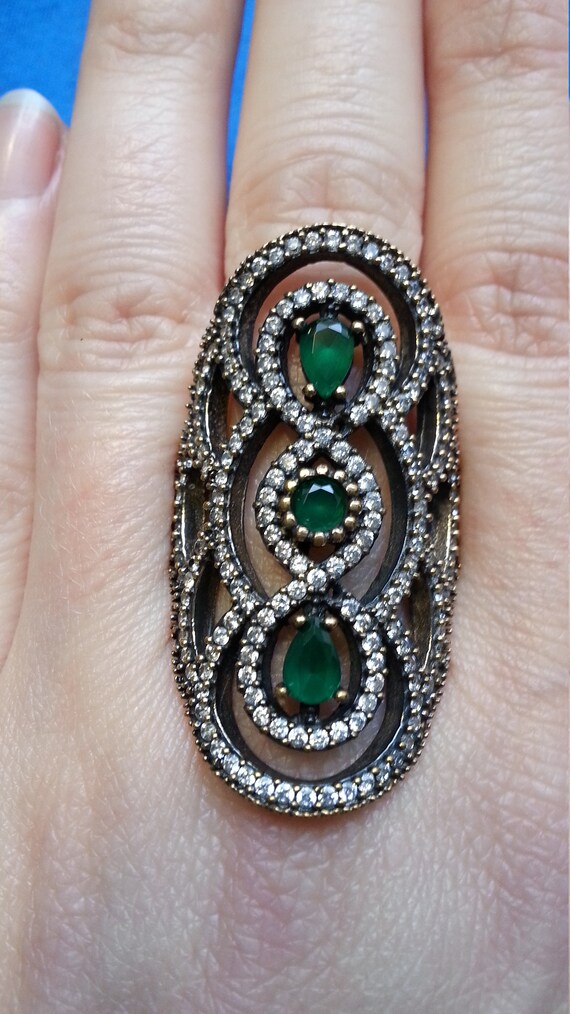 Impressive Ottoman statement cocktail ring, emera… - image 3