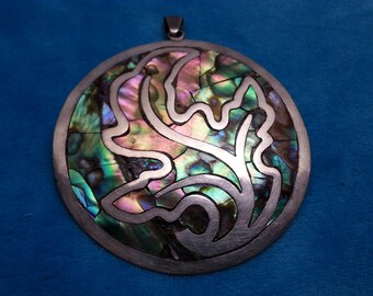 Mesmerizing sterling silver vintage abalone brooch pendant, made in Mexico, vibrant blue, green, purple and pink colors, leaf motif