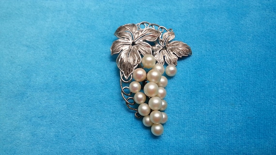 Marvelous large vintage silver grape brooch and p… - image 1