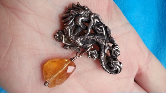 Antique Chinese silver dragon brooch with amber d… - image 7
