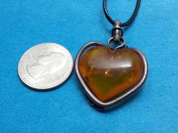 Vintage sterling silver amber heart pendant, natu… - image 9