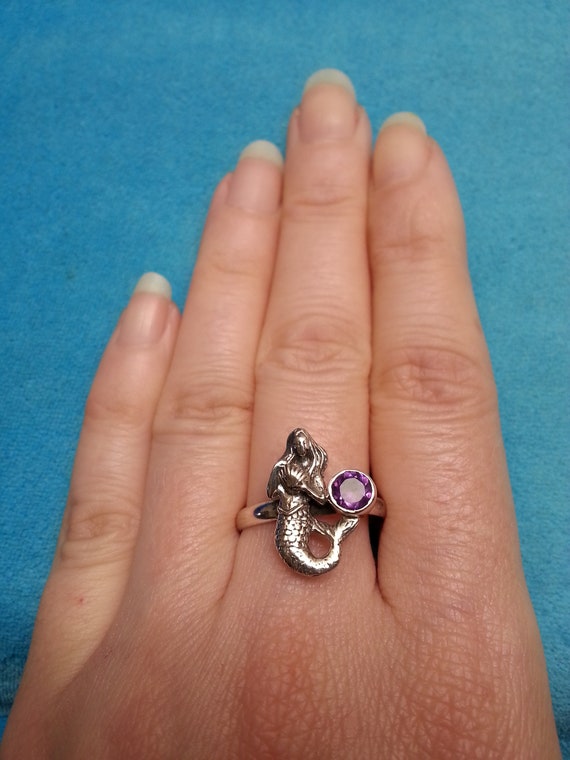 Charming sterling silver mermaid amethyst ring, b… - image 7