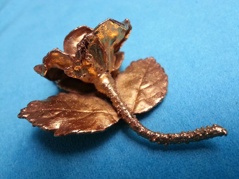 real gold-plated rose branch stunning Flora Danica style bold amazing detail Striking gold-plated rose flower brooch with three leaves