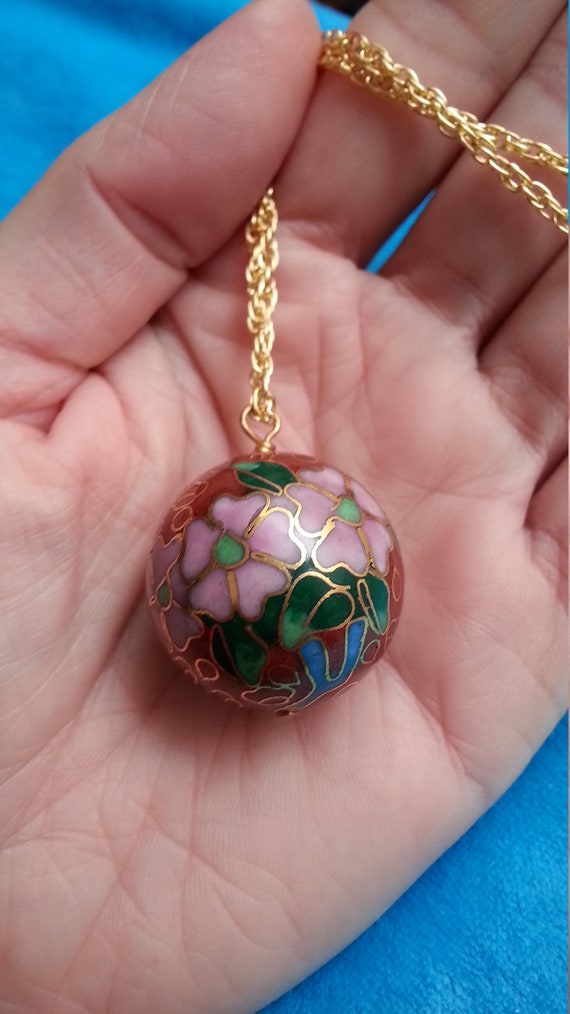 Chinese enamel ball pendant on gold-plated woven … - image 6