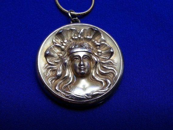 Magnificent antique Edwardian/Art Nouveau locket,… - image 4