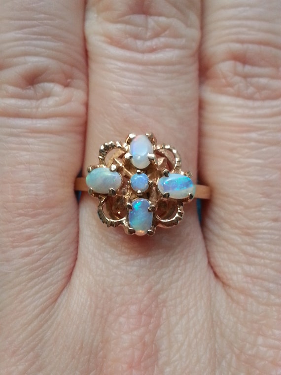 Striking 10k gold opal vintage ring, flower or cr… - image 4