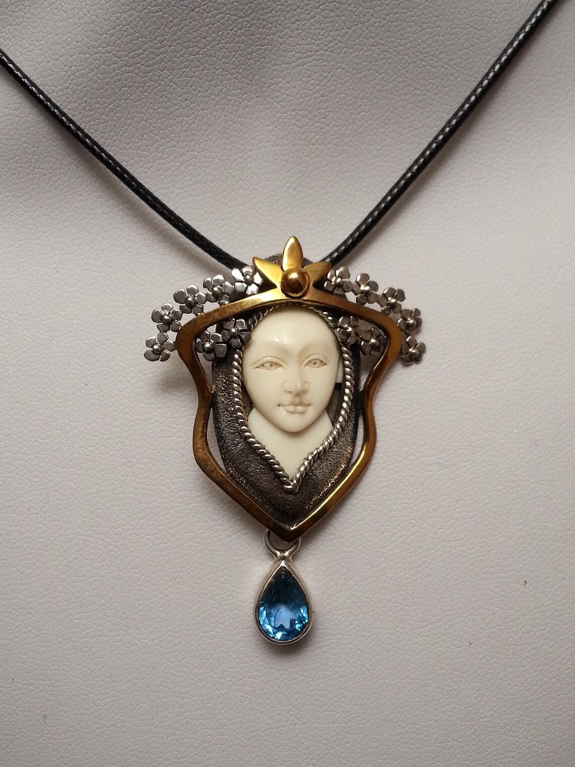 Striking Zealandia goddess pendant sterling silver 14k Etsy