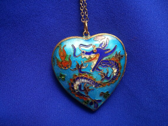 Auspicious silver Chinese enamel puffy heart lock… - image 2