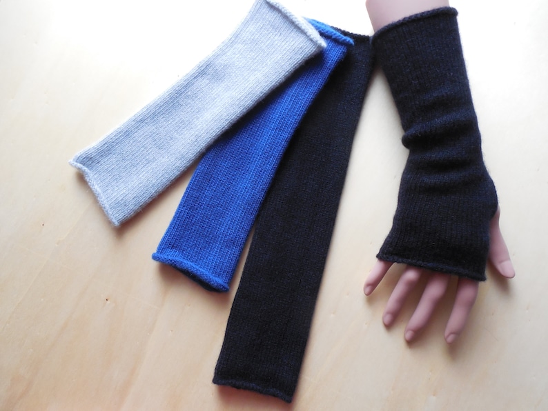 100% cashmere cuffs now also in dark green and navy blue image 1