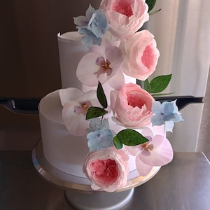 13 Pc Wafer Paper Flower Arrangement! -  Wedding Cake Flowers - Rustic & Elegant Orchids Hydrangea David Austin Roses Wafer Paper Flowers