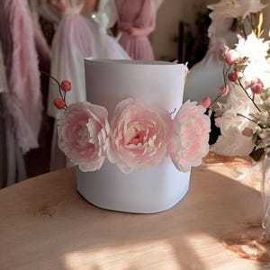 Wafer Paper Peonies -  women&#39;s  Birthdays Cake Flowers - Wafer Paper Flowers Barn Country Sweet Romantic Her Birthday Topper Pink Party