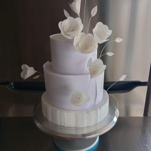 12 Wafer Paper Orchids! -  Wedding Cake Flowers - Rustic Elegant Modern Barn Country Tropical Romantic Glam wedding theme cake decorations