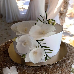 Wafer Paper Orchids! -  Wedding Cake Flowers -  Elegant Wedding Natural Green beach Rustic Boho wedding elopement cake flowers Modern