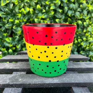 Terracotta Planter Pot, Planter with Drainage, Painted Terracotta Pot, Hand Painted Pot, Clay Pot, Ceramic Planter Pot