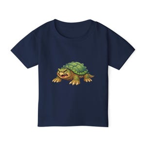 Camiseta infantil de Snappy la tortuga mordedora gruñona / Colección Fluff Bugs