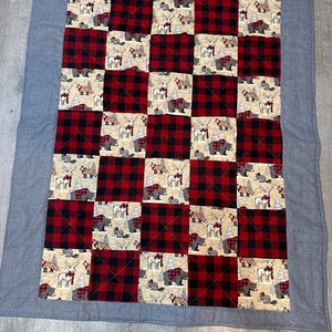 Woodsy Animals Plaid patch quilt