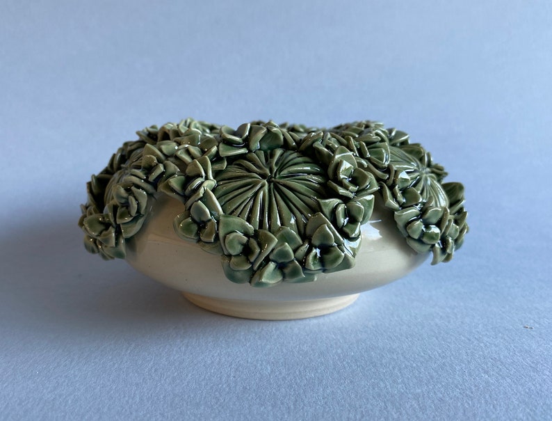 Small Green Cornflower dish