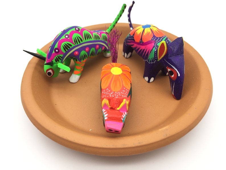 3 Mini Alebrijes, Set of 3 assorted Wood Carved Alebrijes, 3 Hand Painted Alebrijes image 4