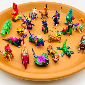 20 Mini Alebrijes, Set of 20 Assorted Alebrijes, Wood Carved Alebrijes, Hand-Painted Alebrijes