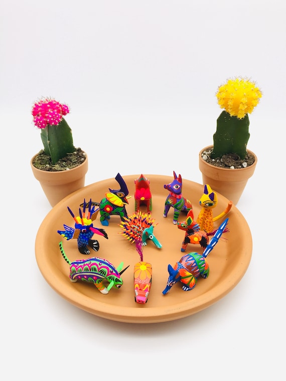 10 Mini Alebrijes Set of 10 Assorted Wood Carved Alebrijes - Etsy