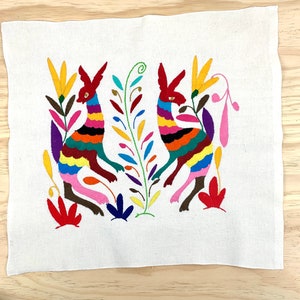 Otomi Embroidery 18&quot; X 18&quot;, Otomi Art, Tenango de Doria Embroidery, Wall Art, Embroidered Carpet