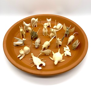 20 Mini Alebrijes de Madera, Pinta tu propio Alebrije, 20 Alebrijes de Madera, Set de 20 Alebrijes Tallados en Madera surtidos