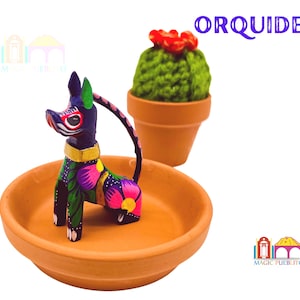 Mini Bulldog Alebrije, Alebrije Tallado en Madera, Alebrije Pintado a Mano