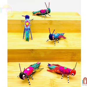 Mini Grillo Alebrije, Alebrije Tallado en Madera, Alebrije Pintado a Mano