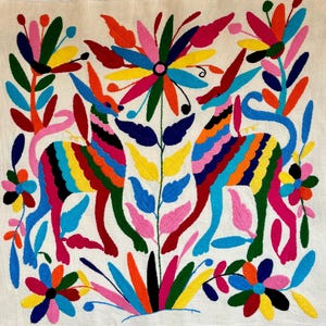 Otomi Embroidery 18&quot; X 18&quot;, Otomi Art, Tenango de Doria Embroidery, Wall Art, Embroidered Carpet