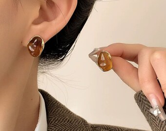 Stone Post Earrings · Maillard Style Post Earrings · Vintage Design Stud Earring · Gold Post Earring · Brown Stone Post Earrings