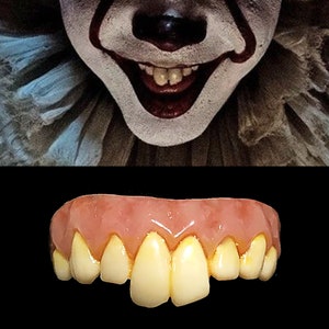 The Dancing Clown &#39;Rabbit&#39; Teeth From Steven King&#39;s IT