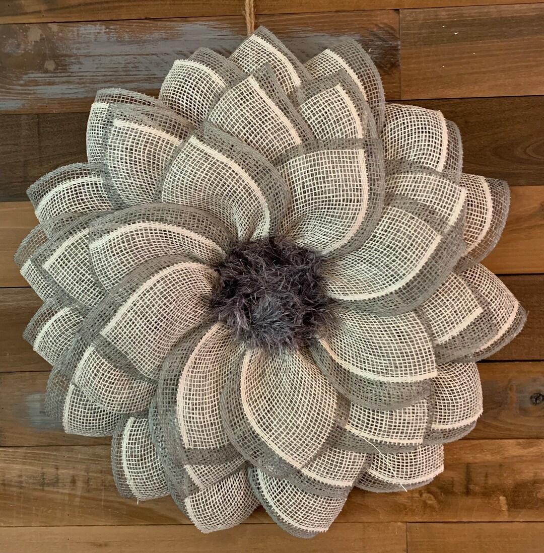 Every Day Wreath, Flower, Wreath, Gray and White, Flower, Wreath