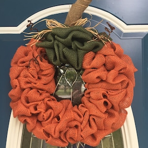 Burlap pumpkin fall wreath.