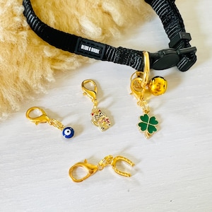 Cat Collar Charm 4-Set | “GOOD LUCK CAT” | Lucky Charms for Cat Collar | Pet Collar Accessories | Clip On Pet Collar Charm | Pet Lover Gifts