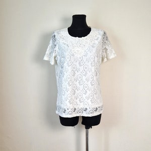 Vintage White Women's Lace and Crochet Top Boho Hippie Style Cotton Short Sleeve Top Size M-L Medium-Large