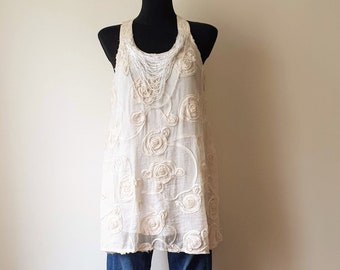 Vintage Embroidered Floral Tank Cream Beige Color Sleeveless Loose Top with Beads Size M Medium