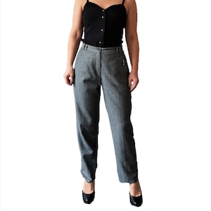 Vintage Womens Wool gray color Pants Trousers Casual Zipper front Pockets size Small
