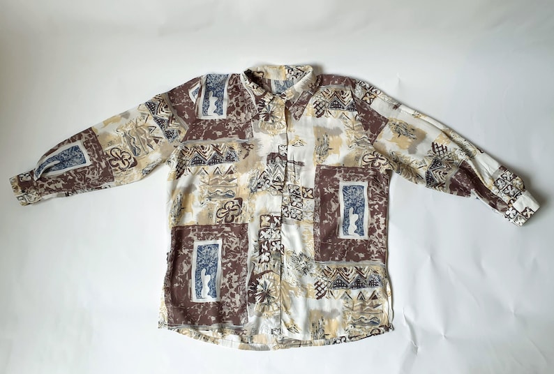 Vintage Hawaiian Womens Abstract Print Blouse with Side Splits Multicolor Pastel colors M size Long Sleeve Spanish Shirt Hipster style
