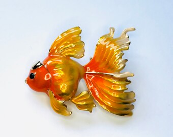 Pin Badge Novelty Goldfish Fish Bowl Lapel Pin Hat Pin Gift Bag Pin Animal