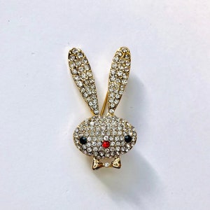 Gold-tone Super Cute Cartoon Rhinestone Bunny Rabbit Head Woodland Animal Pet Brooch Pin Jewelry A1232