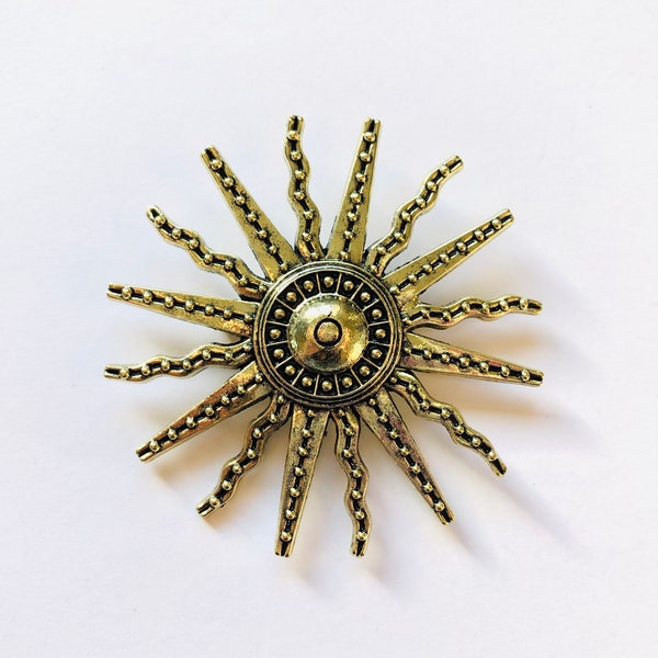 Large Brass-tone Metal Vintage Inspired Sun Brooch Sun of May Lapel Pin Jewelry Goddess God Aztec Astrology Space Science Weather A1300