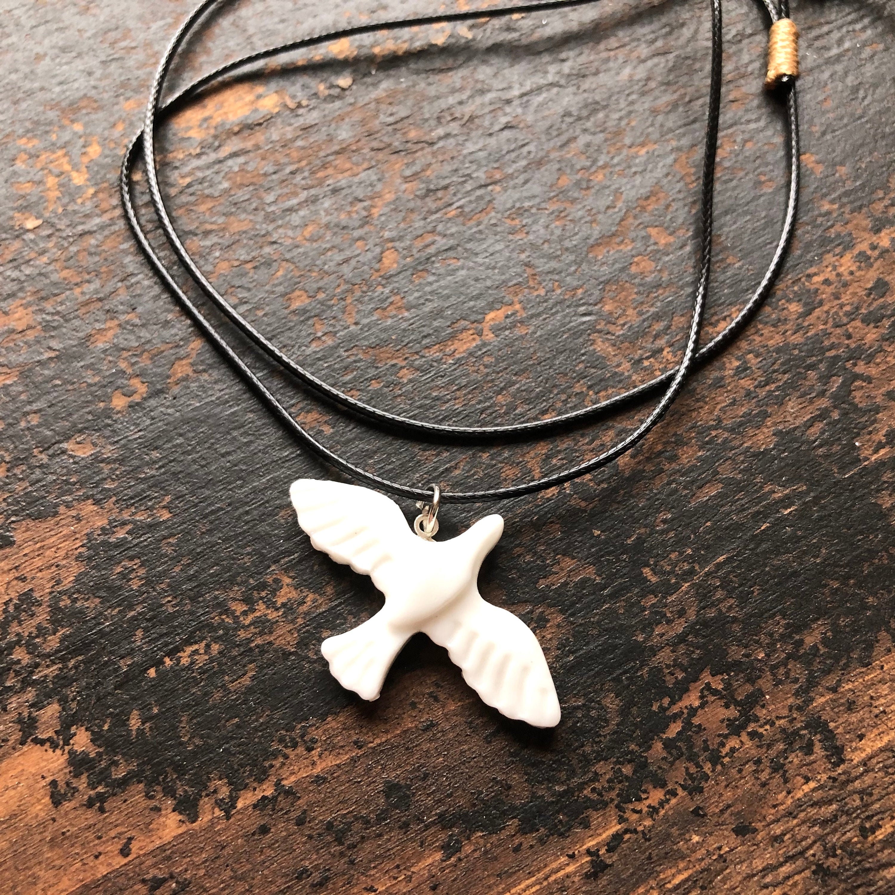 White Ceramic Peace Dove Seagull Bird Pendant Animal Necklace Simple  Jewelry Gift for Her Friend A1042X