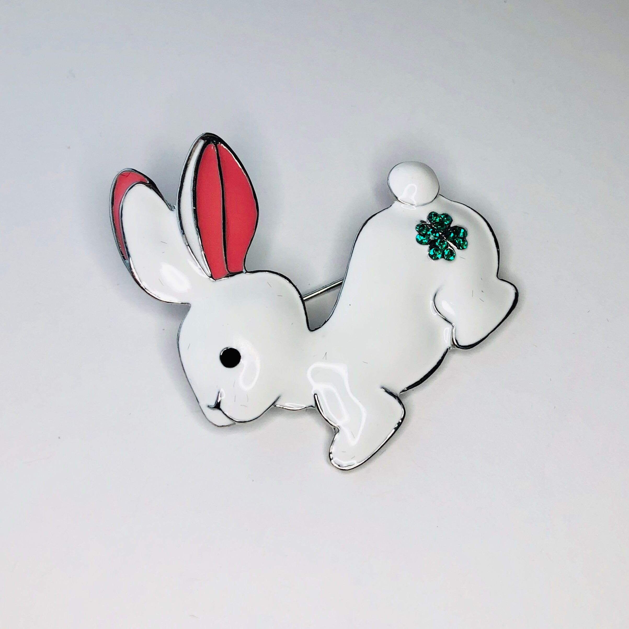 Lucky Enamel White Bunny Rabbit With Rhinestone Green Four Lucky Enamel White Bunny Rabbit With Rhinestone Green Four