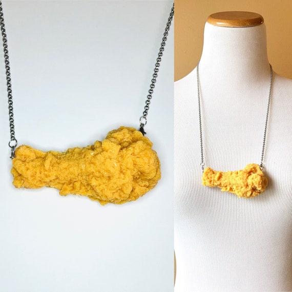Shein online chicken necklace