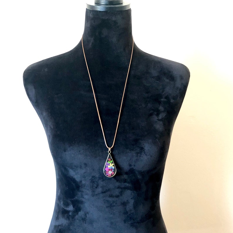 Real Pressed Flowers Tear Drop Pendant on Leather Cord Necklace Jewelry Gift A66