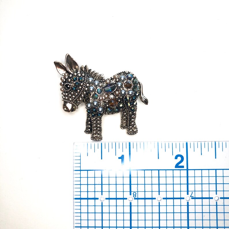 Super Cute Rhinestone Beads Donkey Burro Animal Accessory Brooch Pin A697