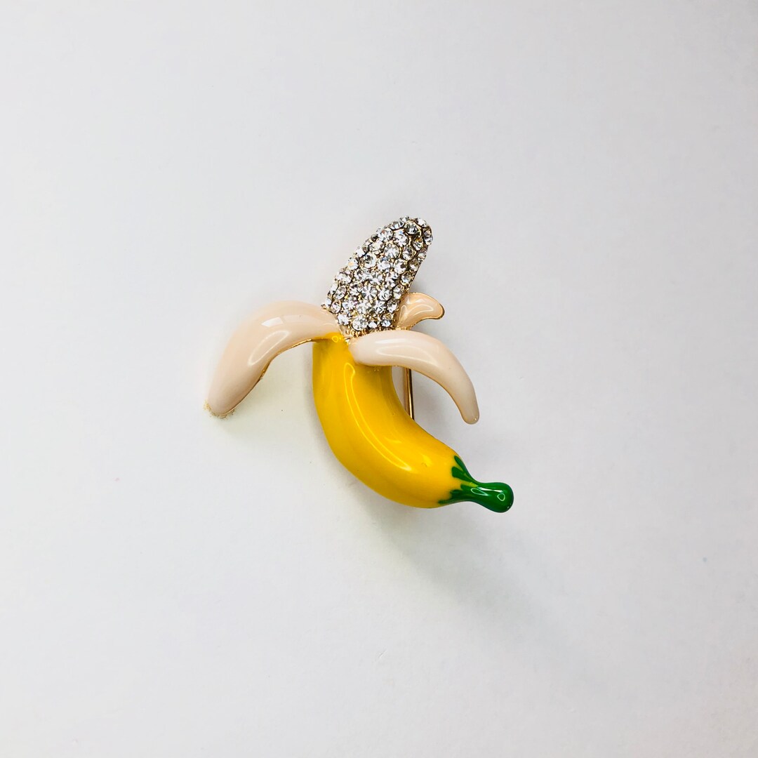 Banana brooch