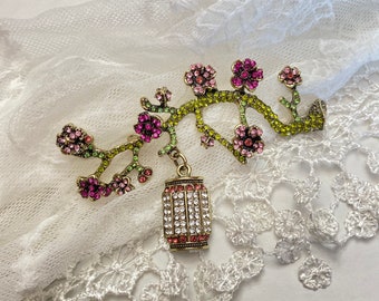 堆朱 壷 STATEMENT Oversize LARGE Chinese Rhinestone Lantern on