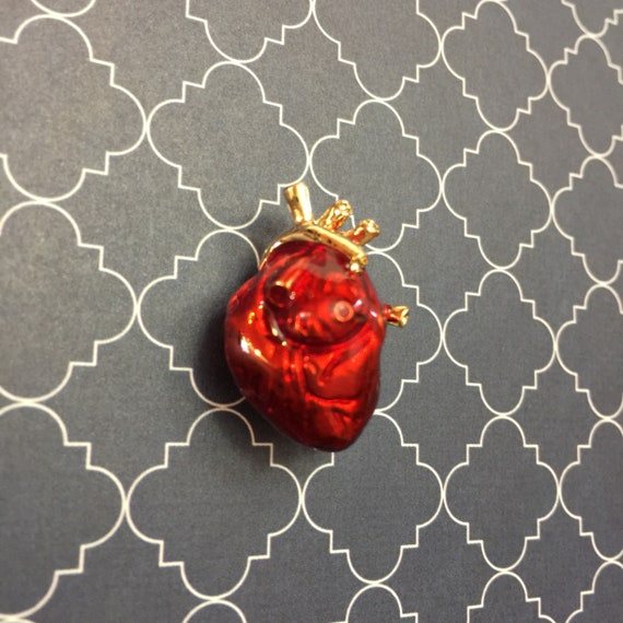 Small Human Heart Doctor Medical Brooch Lapel Enamel Pin Jewelry