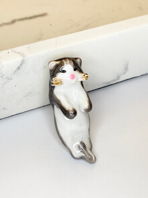 Gray and White w/ Gold Cat with Pink Nose Kitty T… - image 1